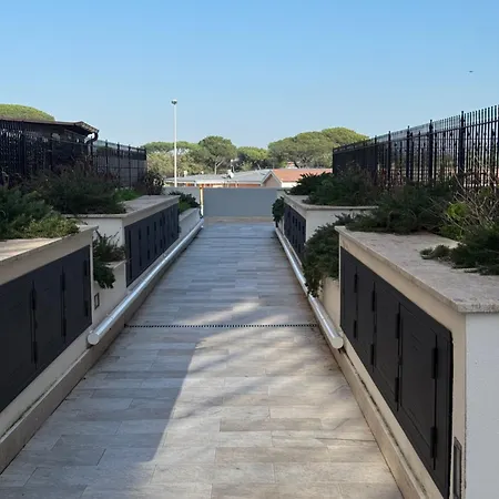 Апартаменты Delizioso E Accogliente Attico *